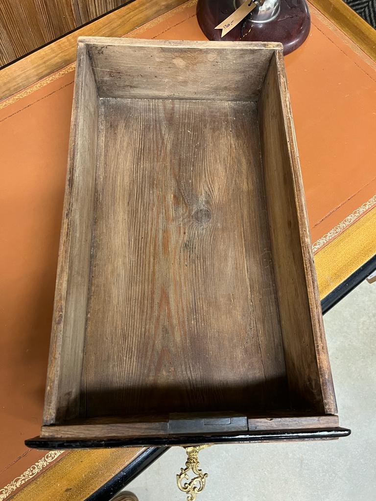 Bureau de style Louis XV