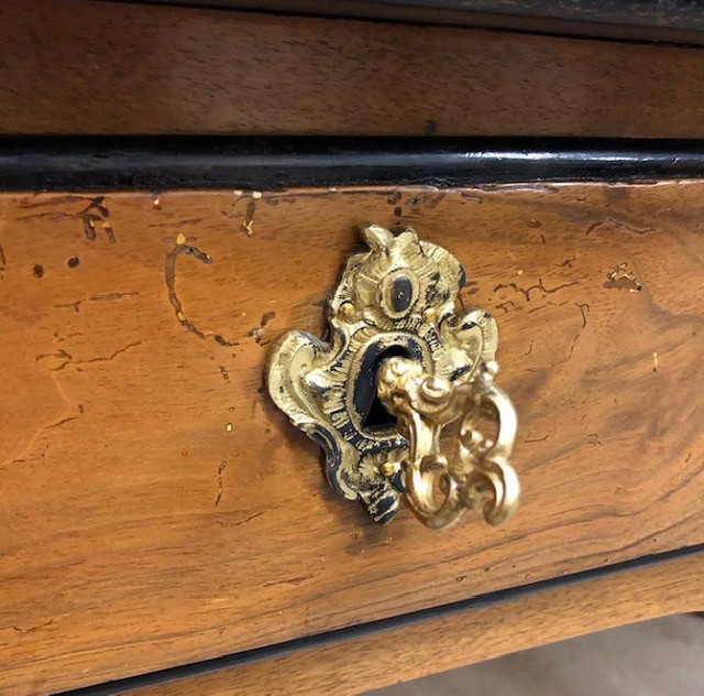 Bureau de style Louis XV