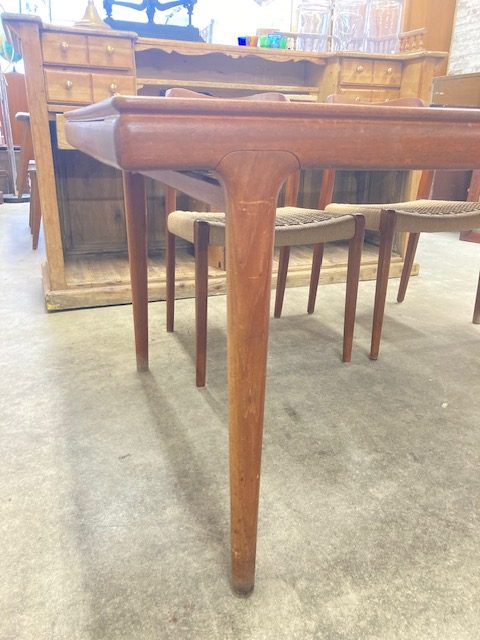 Table Scandinave Vintage