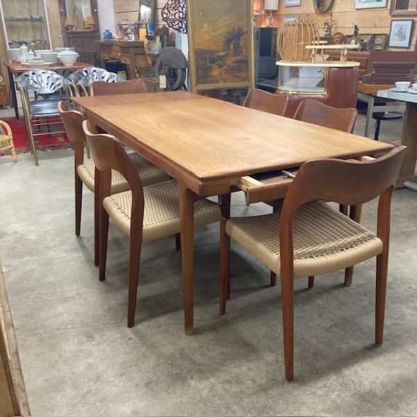 Table Scandinave Vintage