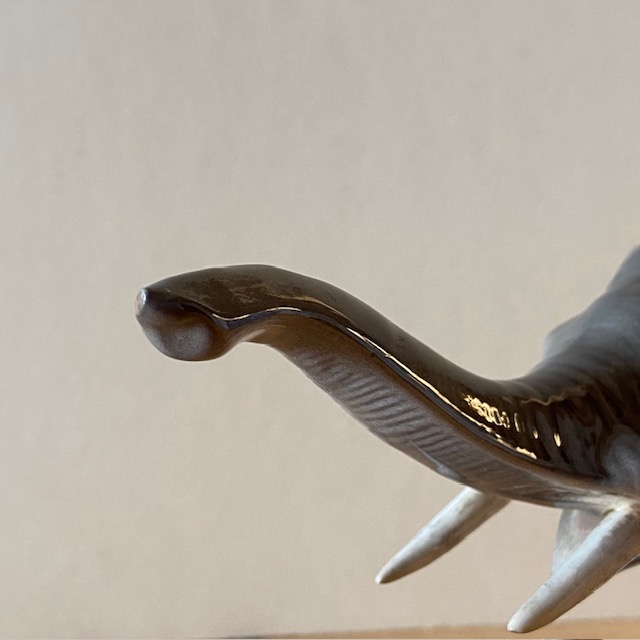 Éléphant en céramique