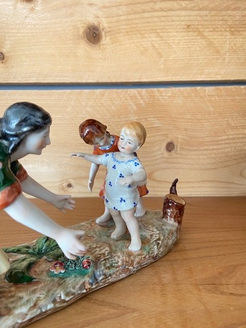 Groupe de porcelaine XIXe siècle