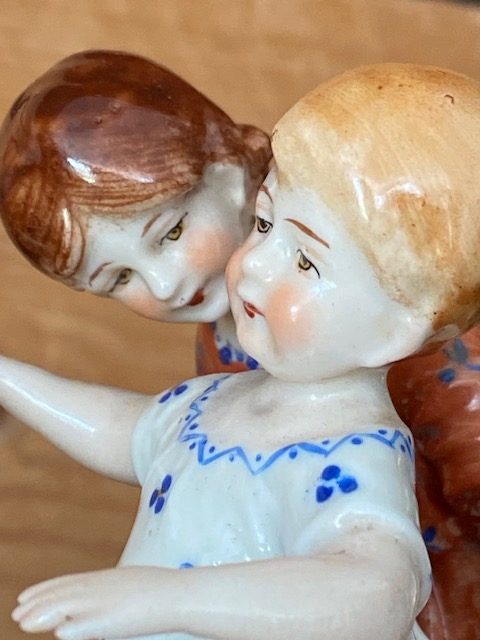 Groupe de porcelaine XIXe siècle