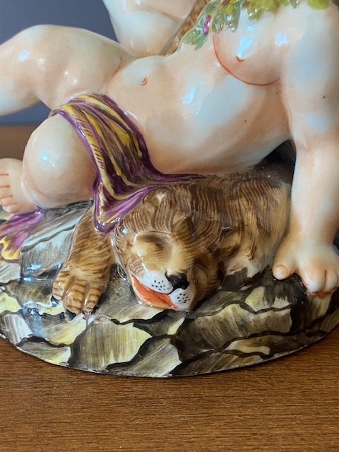 Groupe de putti Capodimonte