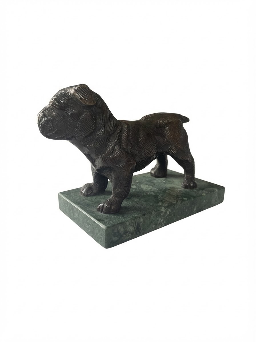Bouledogue en bronze