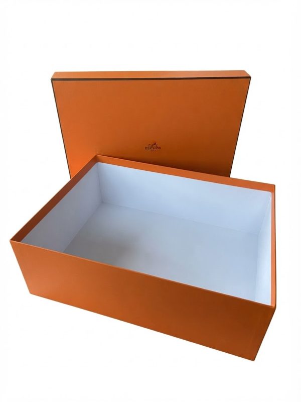 Boîte Hermès authentique - Format 25x33x11,5 cm.
